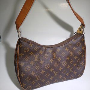 Louis Vuitton Authentic Circa 1970s Vintage Shoulder Bag
